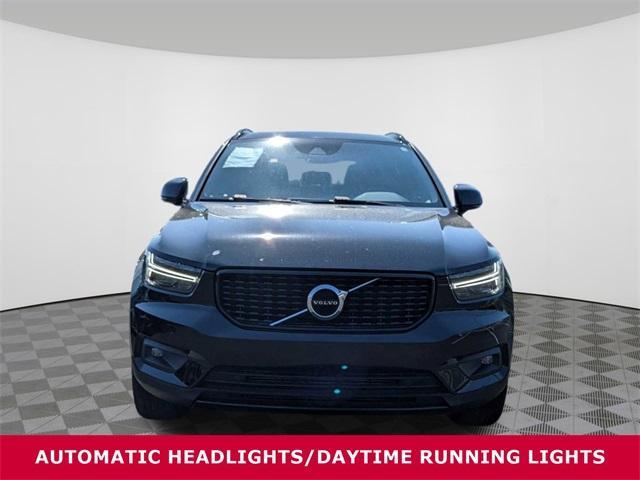 used 2021 Volvo XC40 car, priced at $26,994