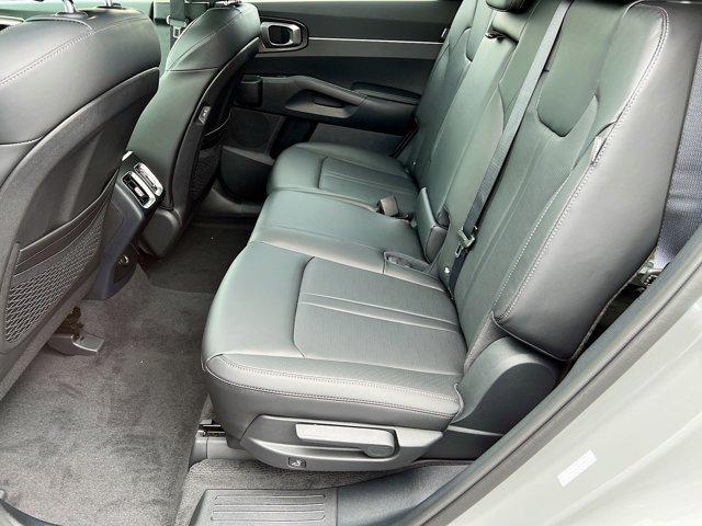 new 2025 Kia Sorento car, priced at $36,321