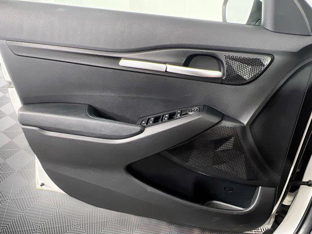 used 2023 Kia Seltos car, priced at $20,210