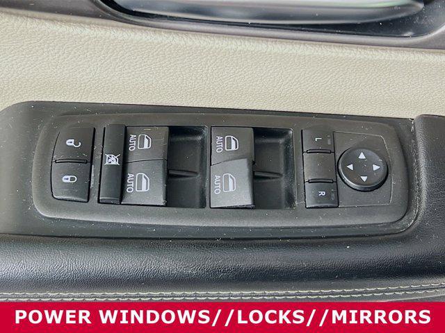used 2022 Chrysler Pacifica Hybrid car, priced at $22,325