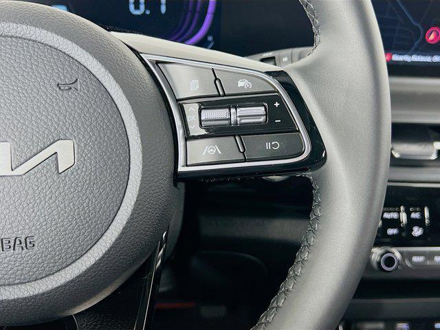 new 2025 Kia Seltos car, priced at $27,108