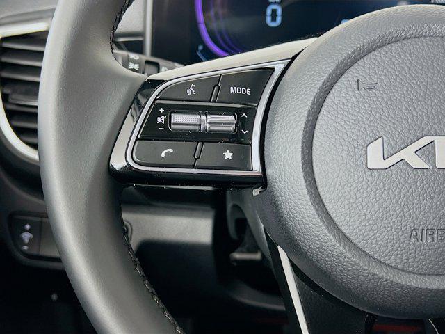 new 2025 Kia Seltos car, priced at $27,108