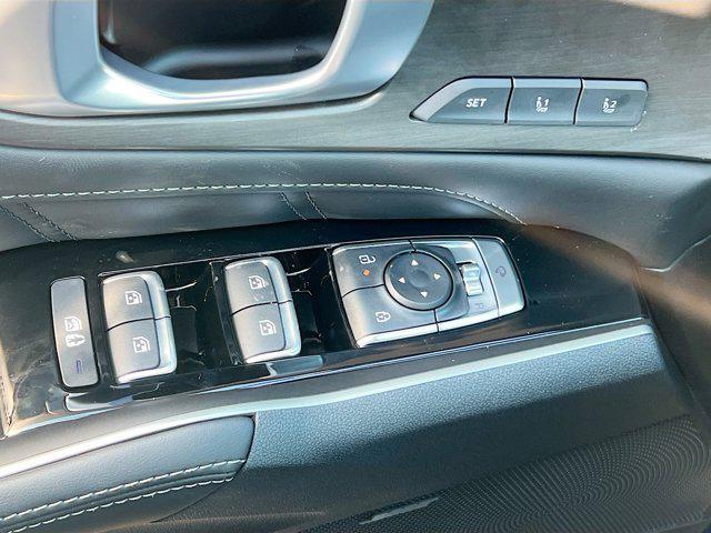 new 2026 Kia Sorento car, priced at $47,305