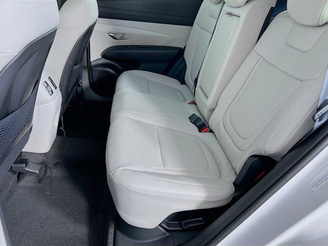 new 2025 Hyundai TUCSON Hybrid car, priced at $38,127