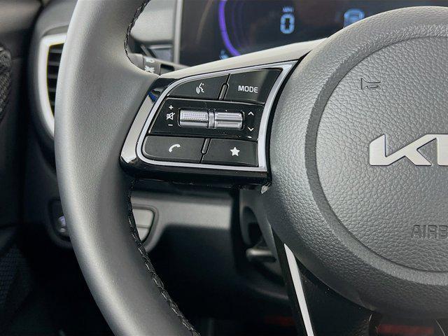 new 2025 Kia Seltos car, priced at $26,072