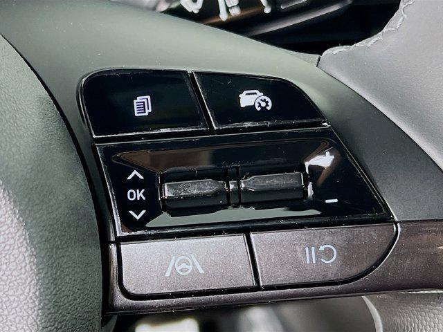 new 2025 Hyundai Elantra car, priced at $28,662