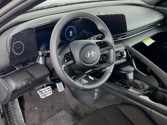 new 2025 Hyundai Elantra car, priced at $28,662