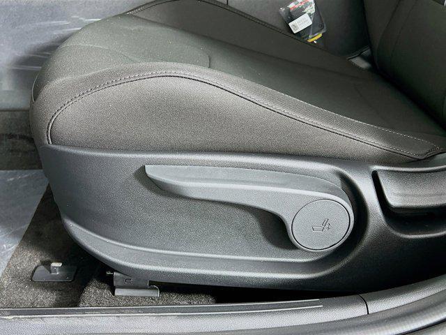 new 2025 Hyundai Elantra car, priced at $28,662