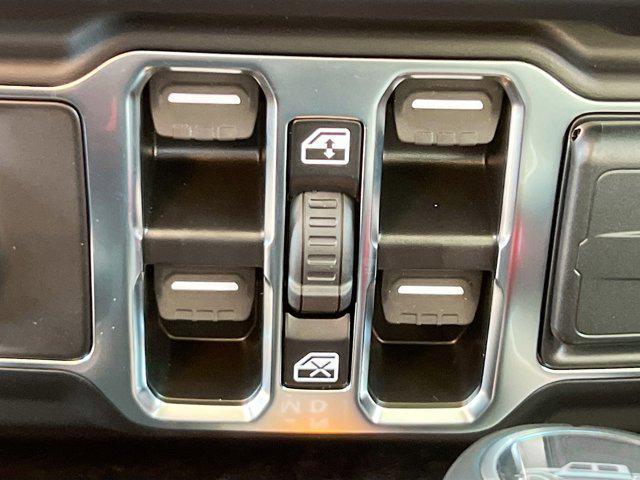 new 2025 Jeep Gladiator car, priced at $48,880