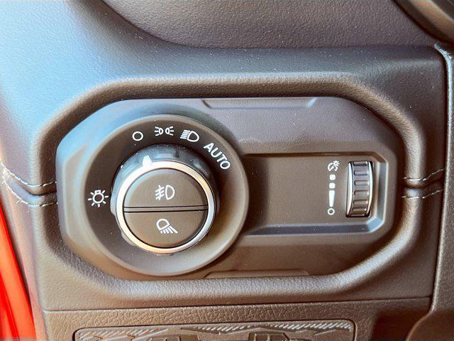 new 2025 Jeep Gladiator car, priced at $48,880