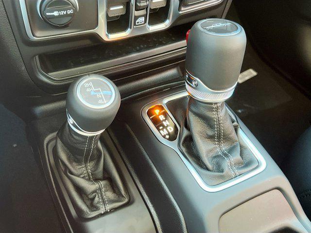 new 2025 Jeep Gladiator car, priced at $48,880