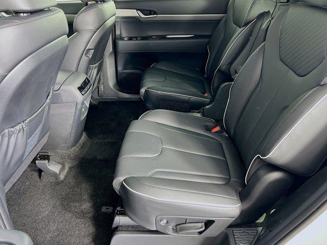 new 2025 Hyundai Palisade car, priced at $43,476