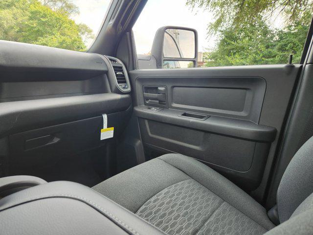 new 2025 Ram 2500 car, priced at $76,517
