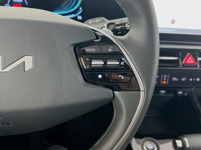 new 2025 Kia Niro car, priced at $32,178