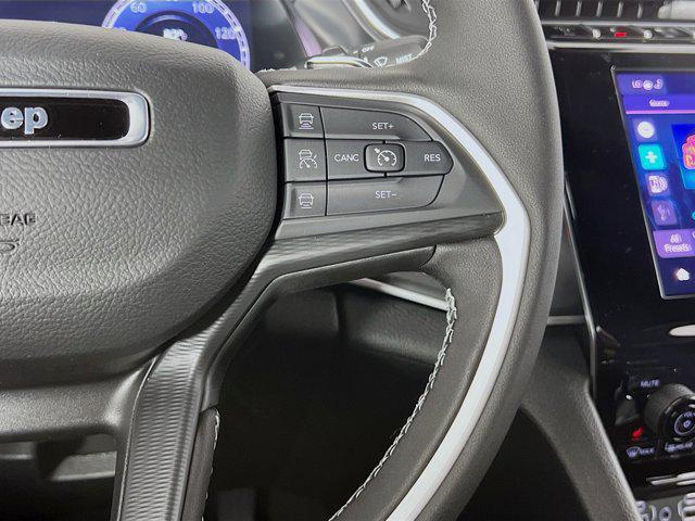 new 2025 Jeep Grand Cherokee car, priced at $42,708