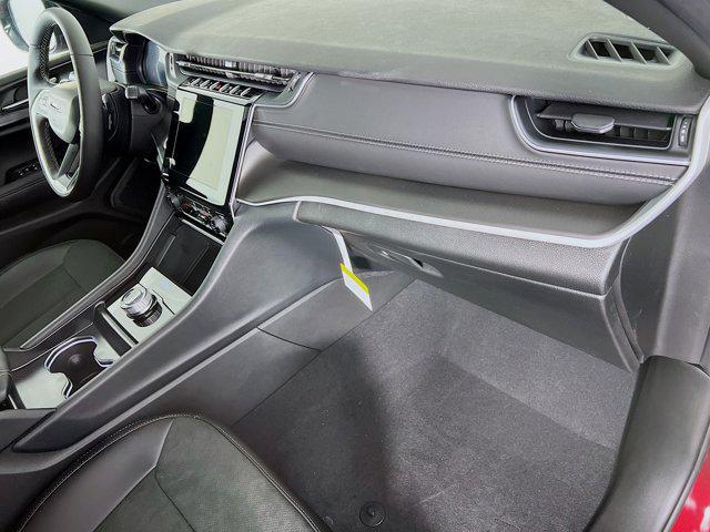 new 2025 Jeep Grand Cherokee car, priced at $42,708