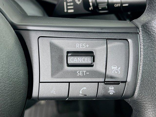 new 2025 Nissan Kicks car, priced at $25,199