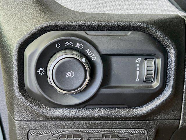 new 2025 Jeep Wrangler car, priced at $46,365