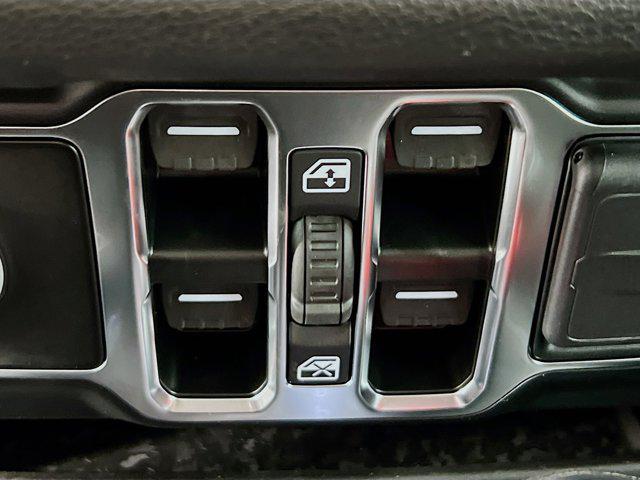 new 2025 Jeep Wrangler car, priced at $46,365