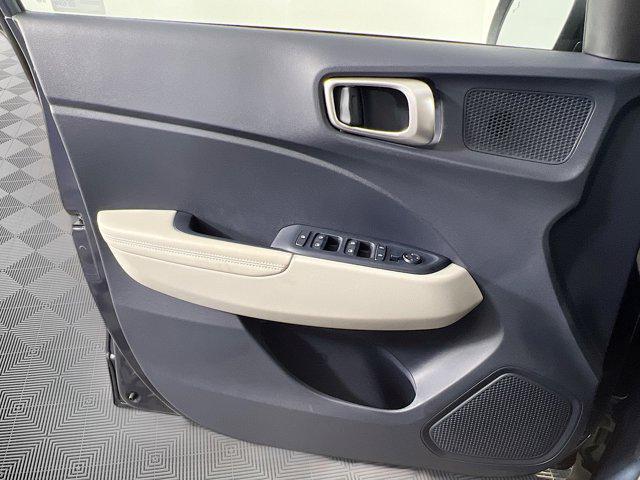 new 2025 Hyundai Venue car, priced at $25,634