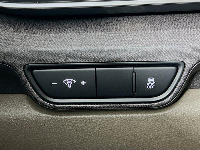 new 2025 Kia Carnival car, priced at $45,366