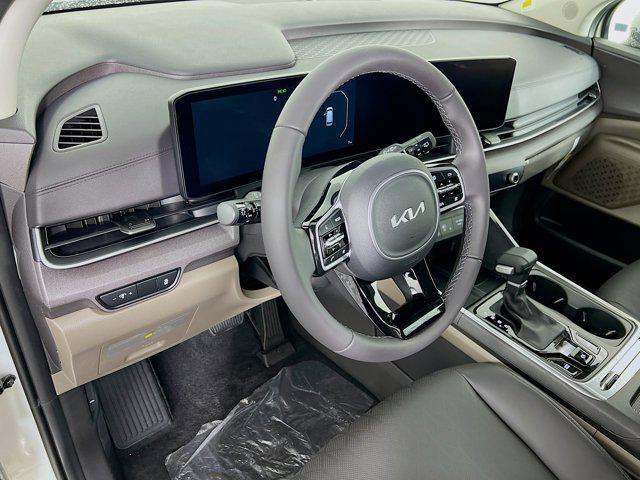 new 2025 Kia Carnival car, priced at $45,366