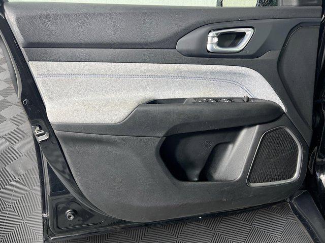 used 2022 Jeep Compass car, priced at $22,900