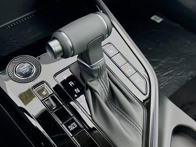new 2025 Kia Niro car, priced at $30,552