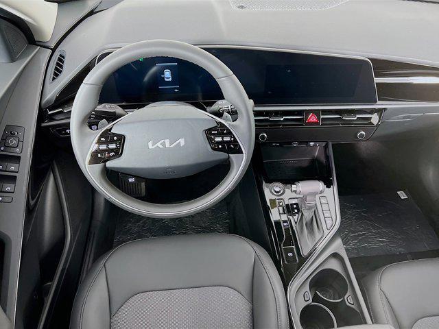new 2025 Kia Niro car, priced at $30,552