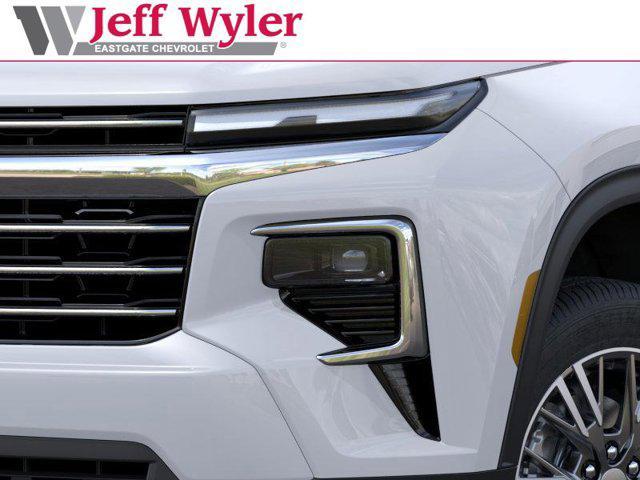 new 2025 Chevrolet Traverse car, priced at $42,735