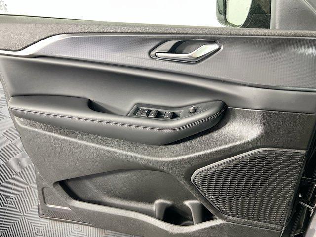 new 2025 Jeep Grand Cherokee L car, priced at $45,067