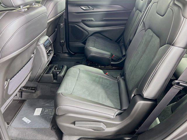 new 2025 Jeep Grand Cherokee L car, priced at $45,067