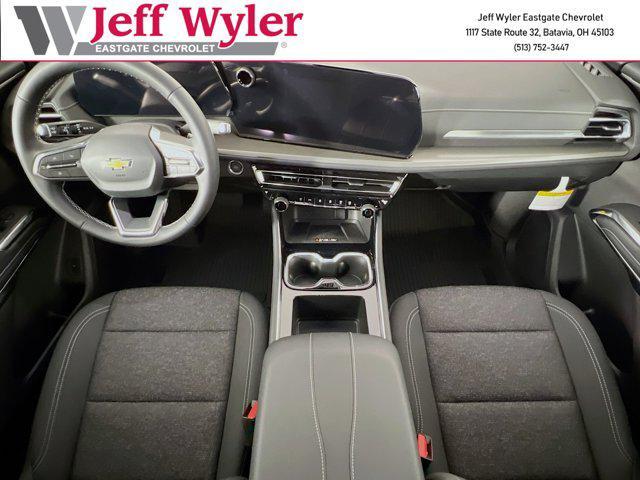 new 2025 Chevrolet Traverse car, priced at $43,230