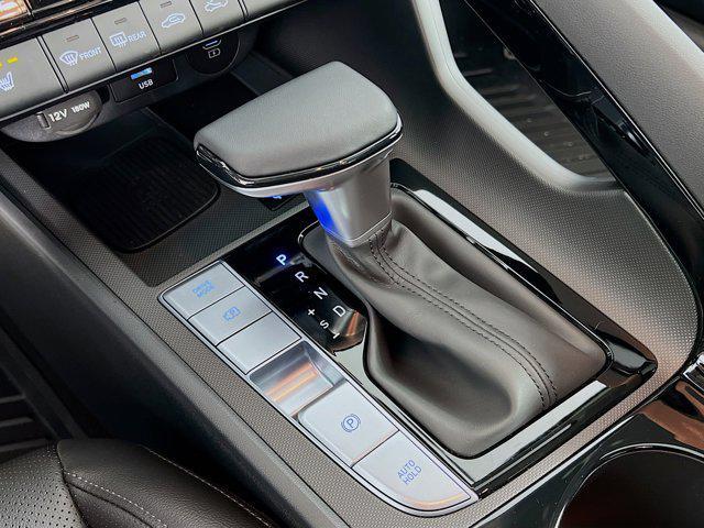 new 2025 Hyundai Elantra car, priced at $27,425