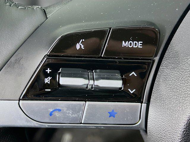 new 2025 Hyundai Elantra car, priced at $27,425