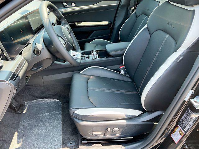 new 2025 Kia K5 car, priced at $27,777