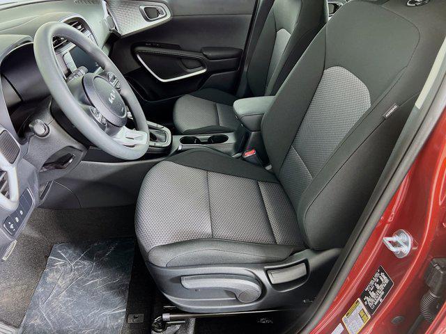 new 2025 Kia Soul car, priced at $21,432