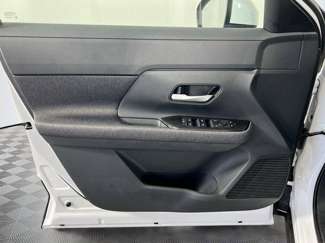 new 2025 Nissan Kicks car, priced at $25,517