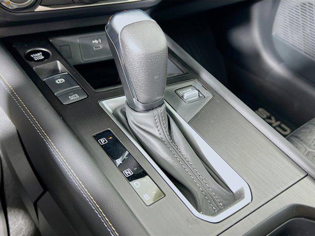 new 2025 Nissan Kicks car, priced at $25,517
