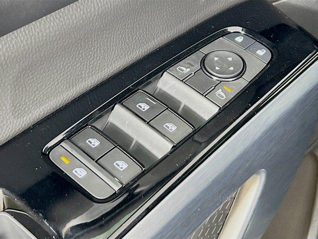 new 2025 Nissan Pathfinder car, priced at $43,667
