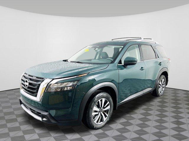 new 2025 Nissan Pathfinder car, priced at $43,667