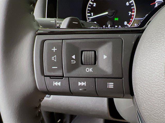 new 2025 Nissan Pathfinder car, priced at $43,667