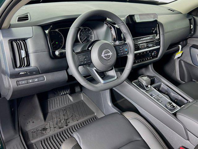 new 2025 Nissan Pathfinder car, priced at $43,667