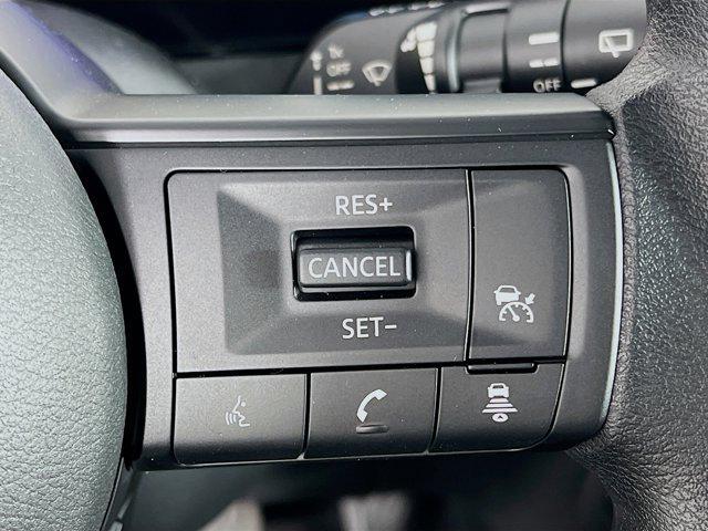new 2025 Nissan Kicks car, priced at $25,517