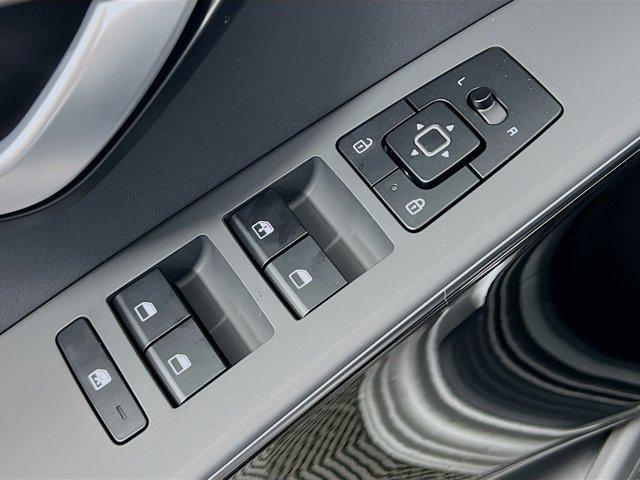 new 2025 Kia Niro car, priced at $30,552