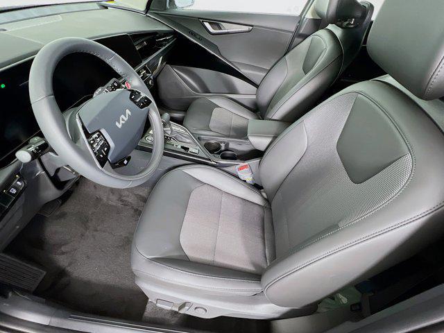 new 2025 Kia Niro car, priced at $30,552