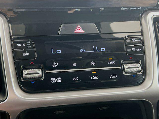 used 2022 Kia Sorento Hybrid car, priced at $27,885