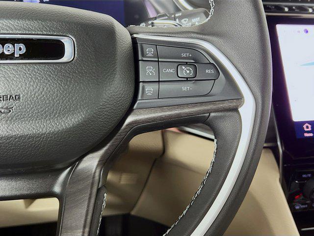 new 2025 Jeep Grand Cherokee car, priced at $44,292