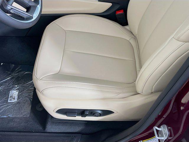 new 2025 Jeep Grand Cherokee car, priced at $44,292