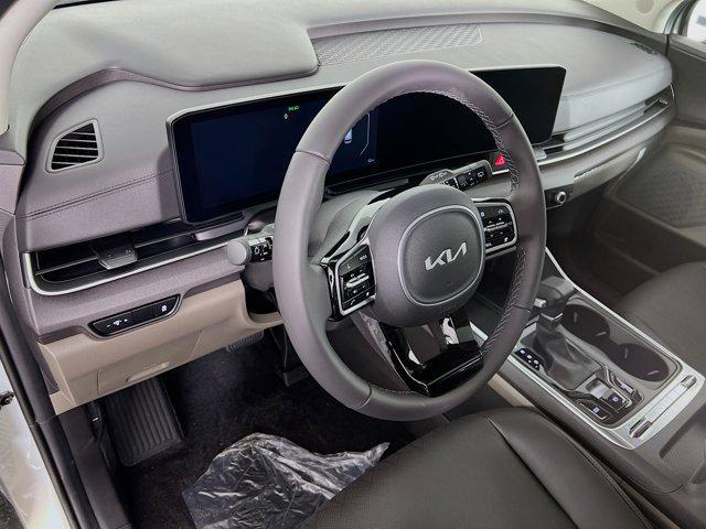 new 2025 Kia Carnival car, priced at $45,441